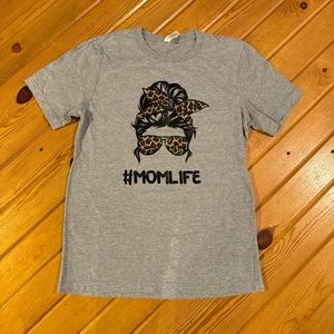 Women’s t shirt